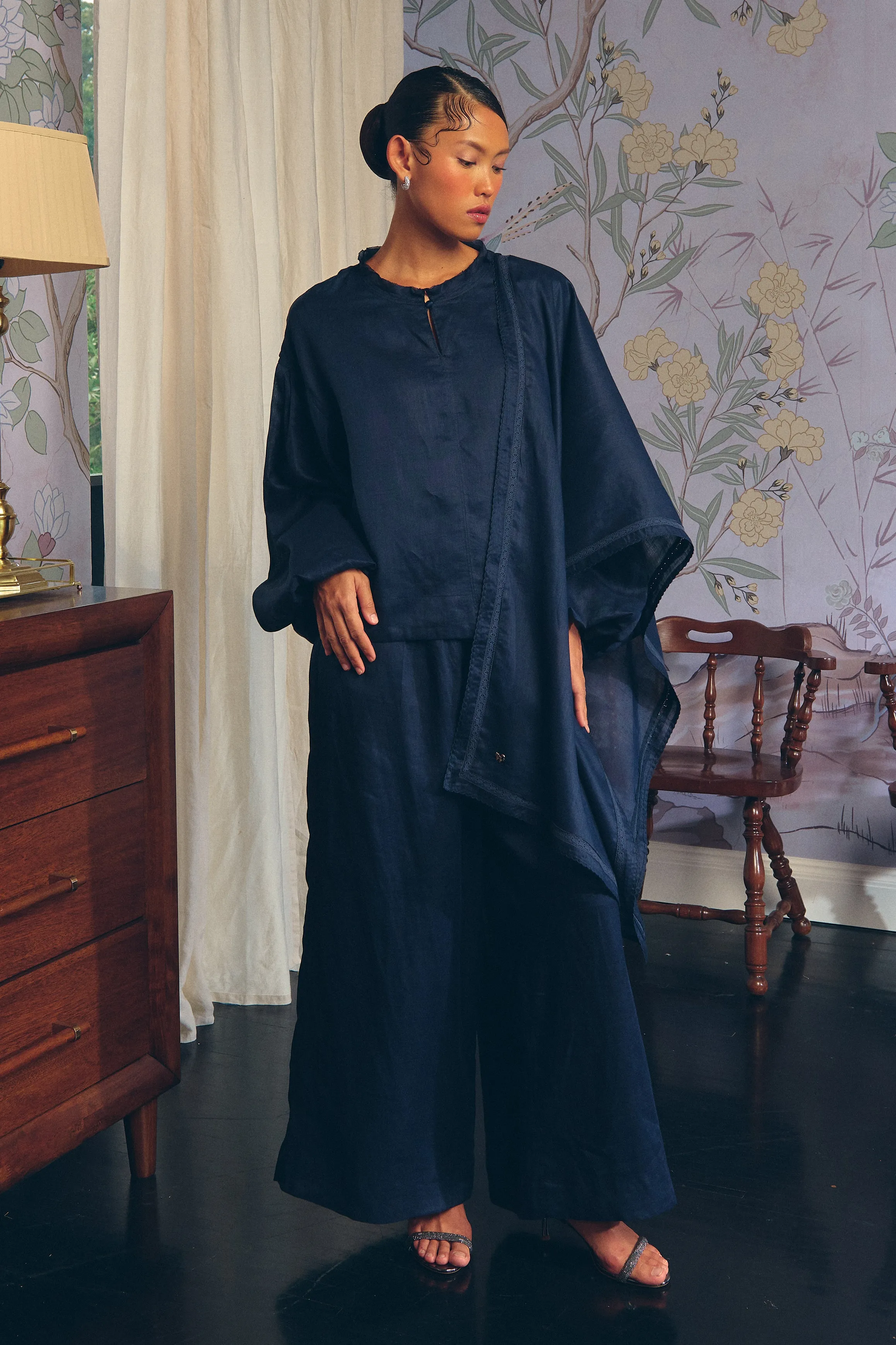 Lady Ramie Trousers in Midnight