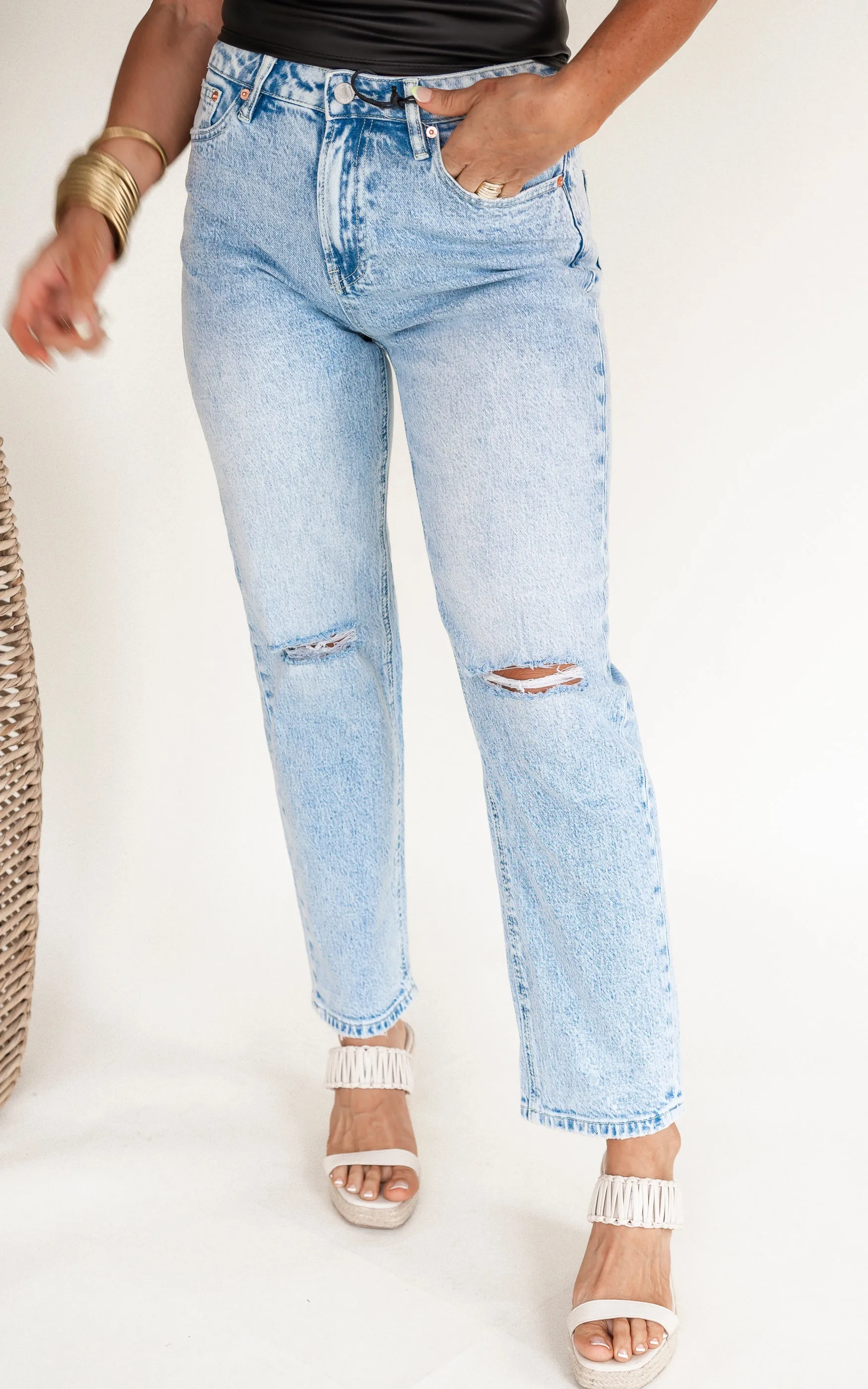 Mica | The Cara High Rise Straight Leg Denim Jeans *