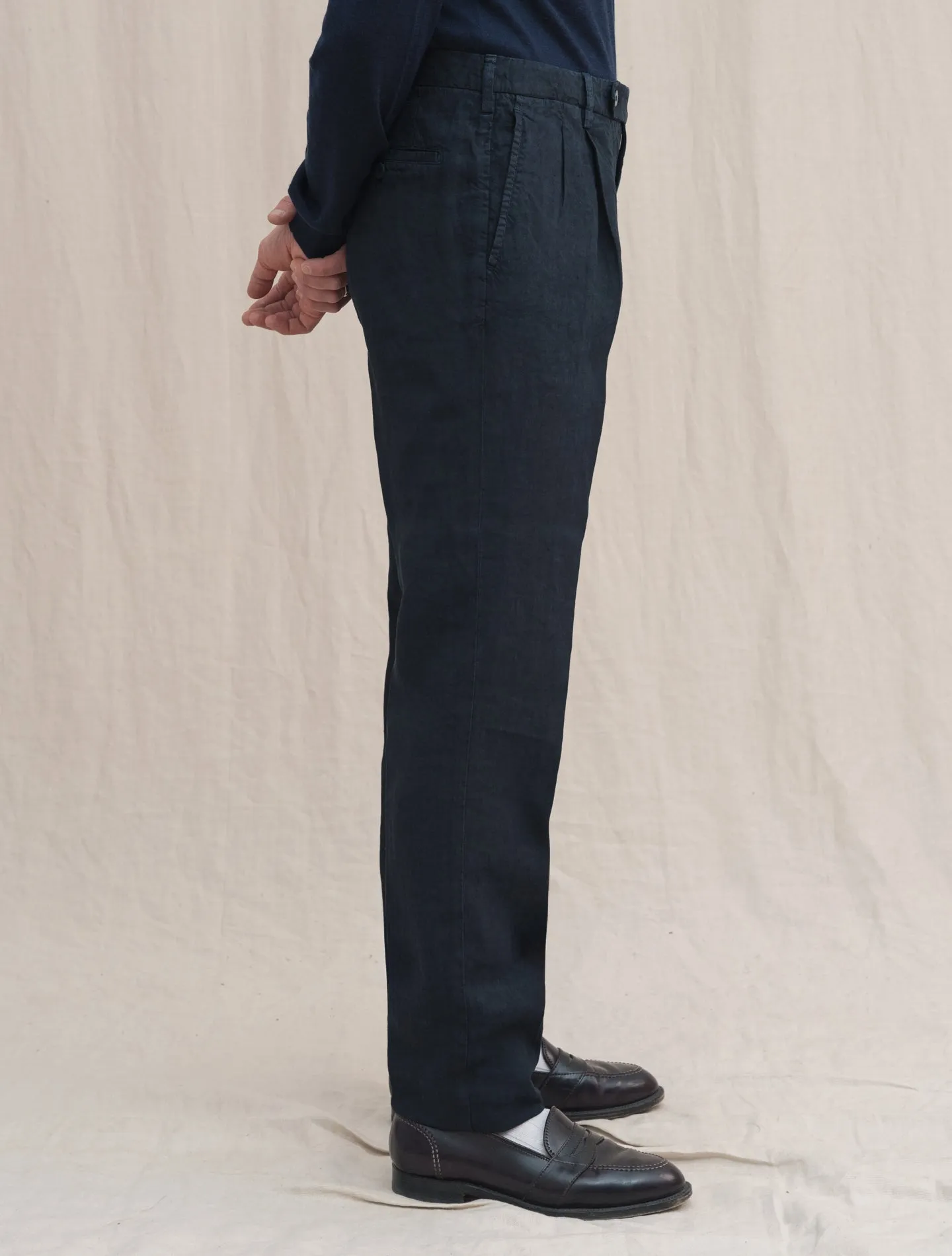 Pleated Linen Trousers Navy